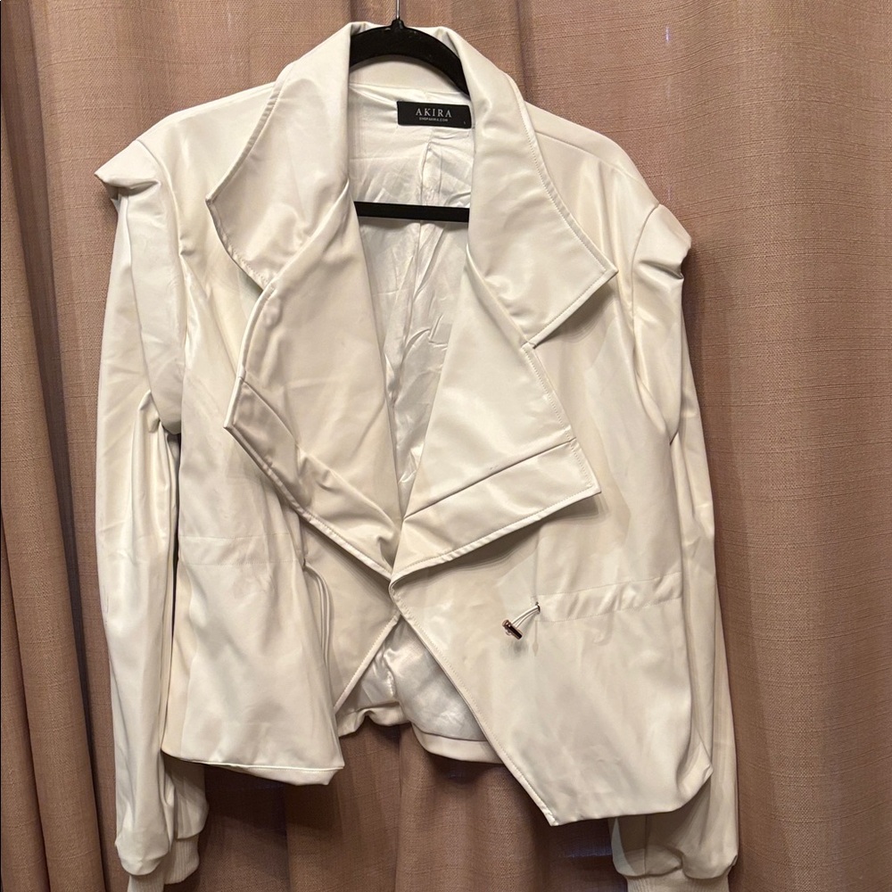 AKIRA Women's Cream faux Leather Jacket